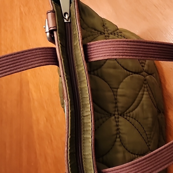 Fossil Key Per olive quilted Tote! BARELY USED CONDITION! - Picture 10 of 12